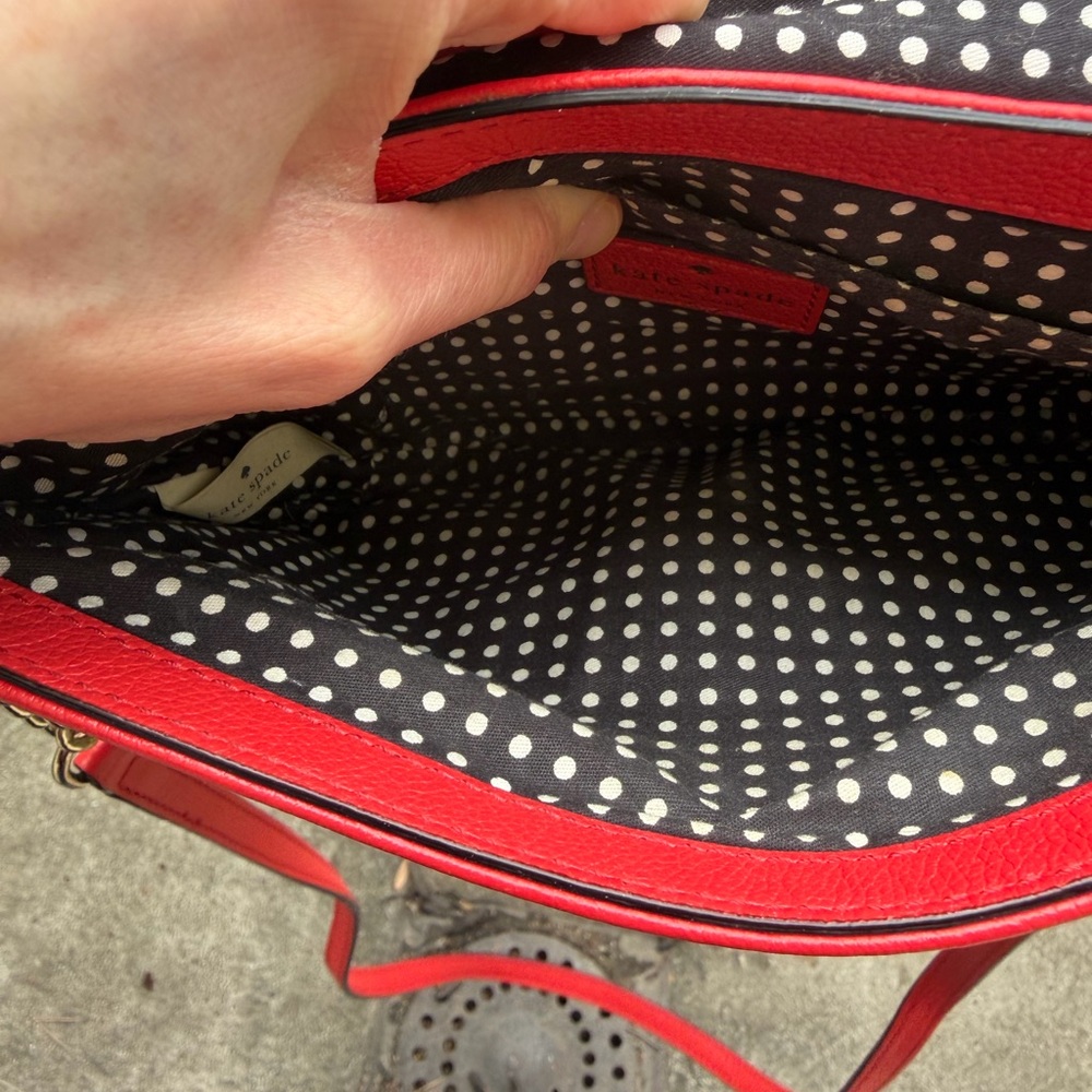 Gorgeous res hot Kate Spade Primrose Hull crossbody bag with cute bow! - Picture 2 of 6